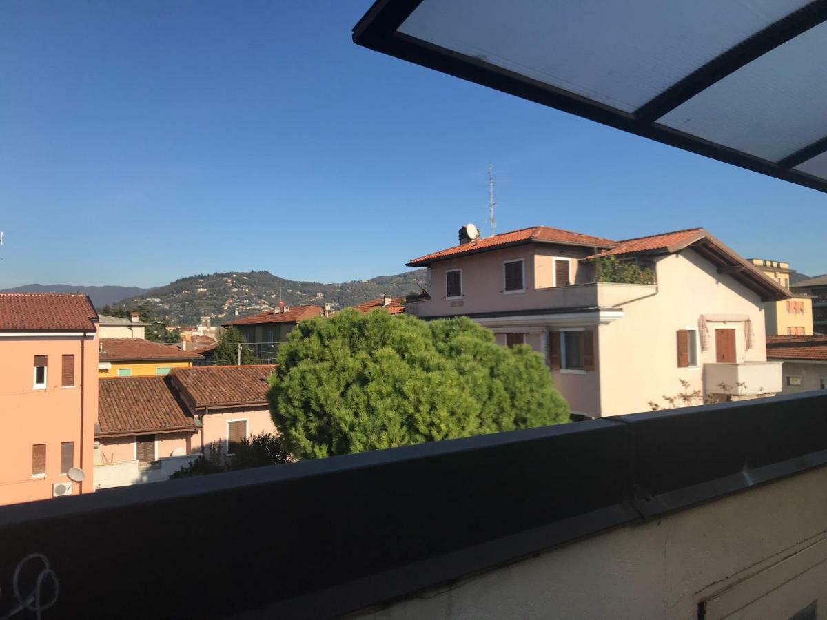 Mansardine Metropolitane Apartamento Bréscia Exterior foto