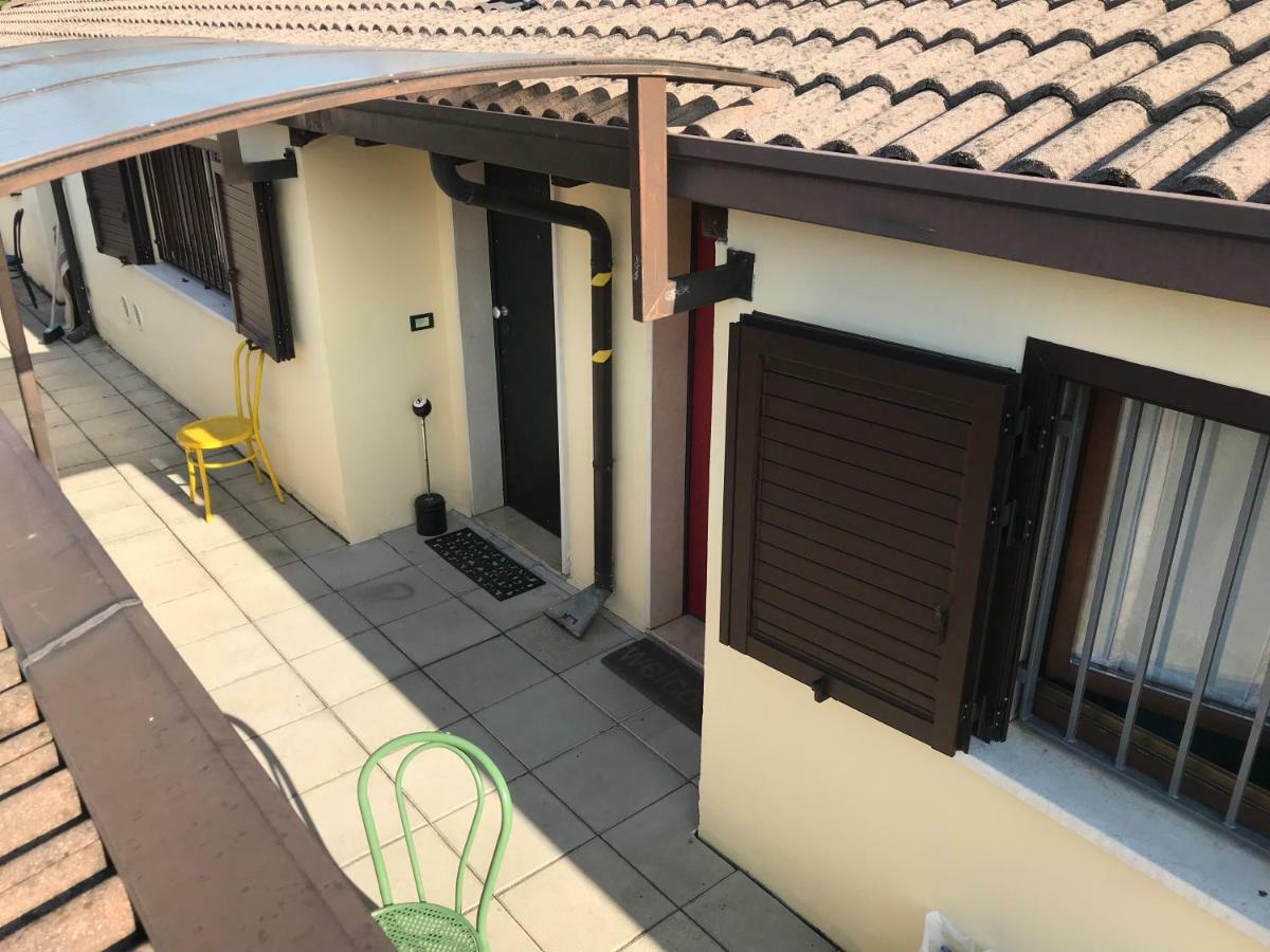Mansardine Metropolitane Apartamento Bréscia Exterior foto